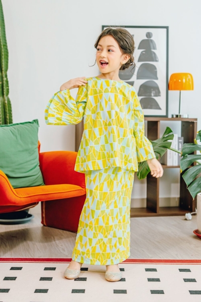 Aleya Kurung Yellow Green