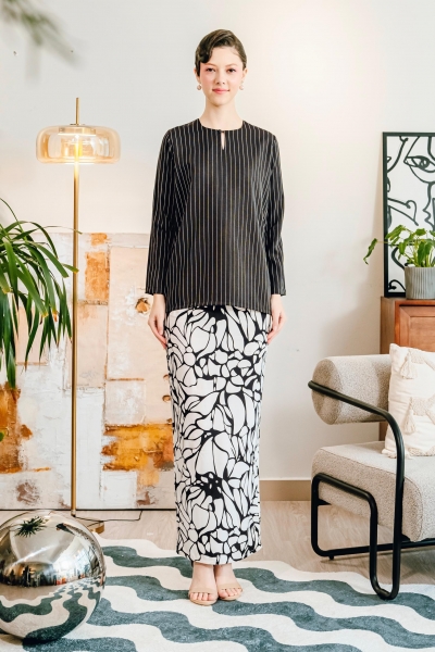 Emma Kurung Mini in Black